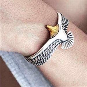 🎉Double Tone Eagle Mountain Bracelet Silver Cuff